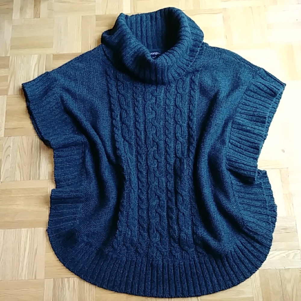 Sleeveless oversized turleneck Cableknit poncho sweater pullover green sz S
